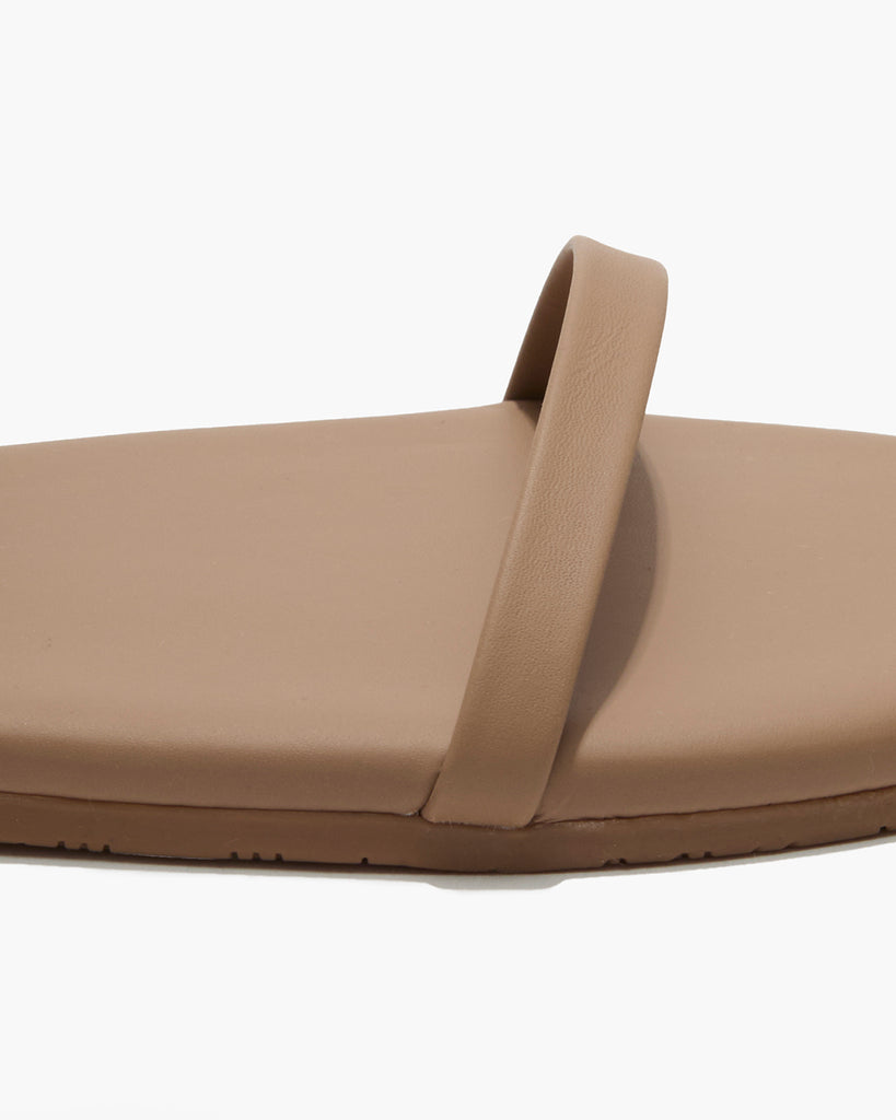 TKEES Gemma Leather Sandals in Cocobutter