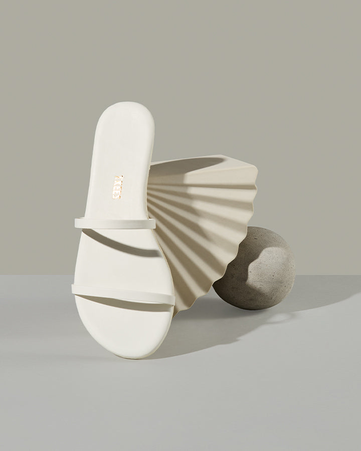 TKEES Gemma Leather Sandals in Cream