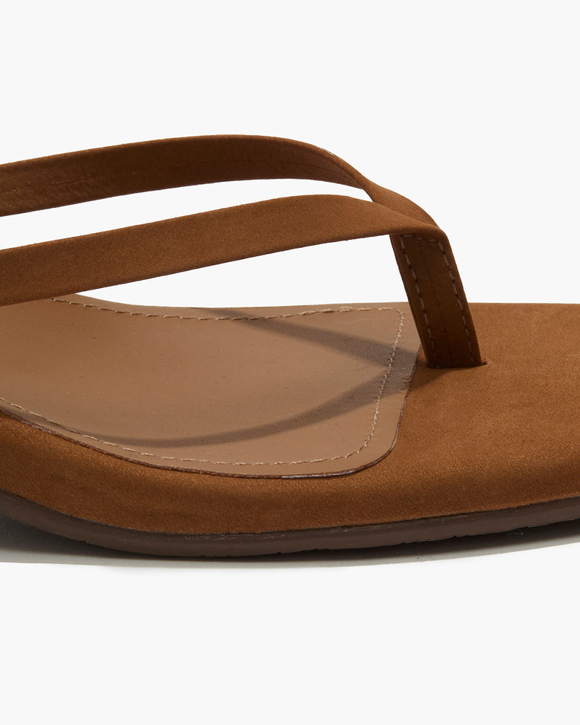 Square Toe Julia Suede - Camel