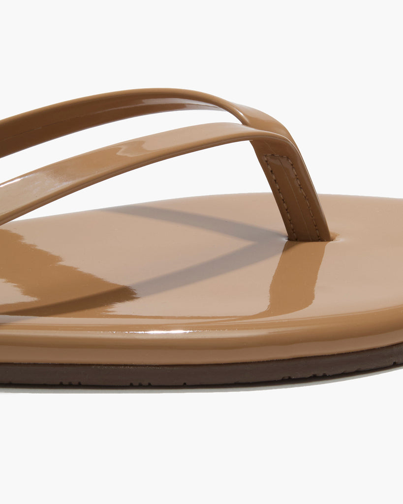 TKEES Lily Glosses Leather Flip Flops in Cocobutter