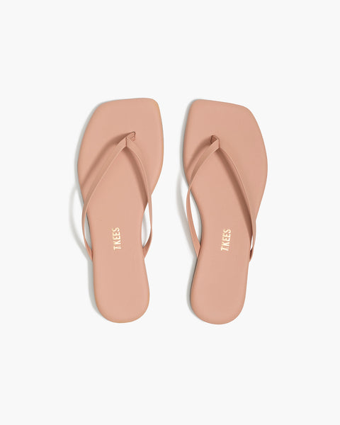 plage tkees サンダル TKEES Square Toe Lily Leather Flip Flops in Nude Beach