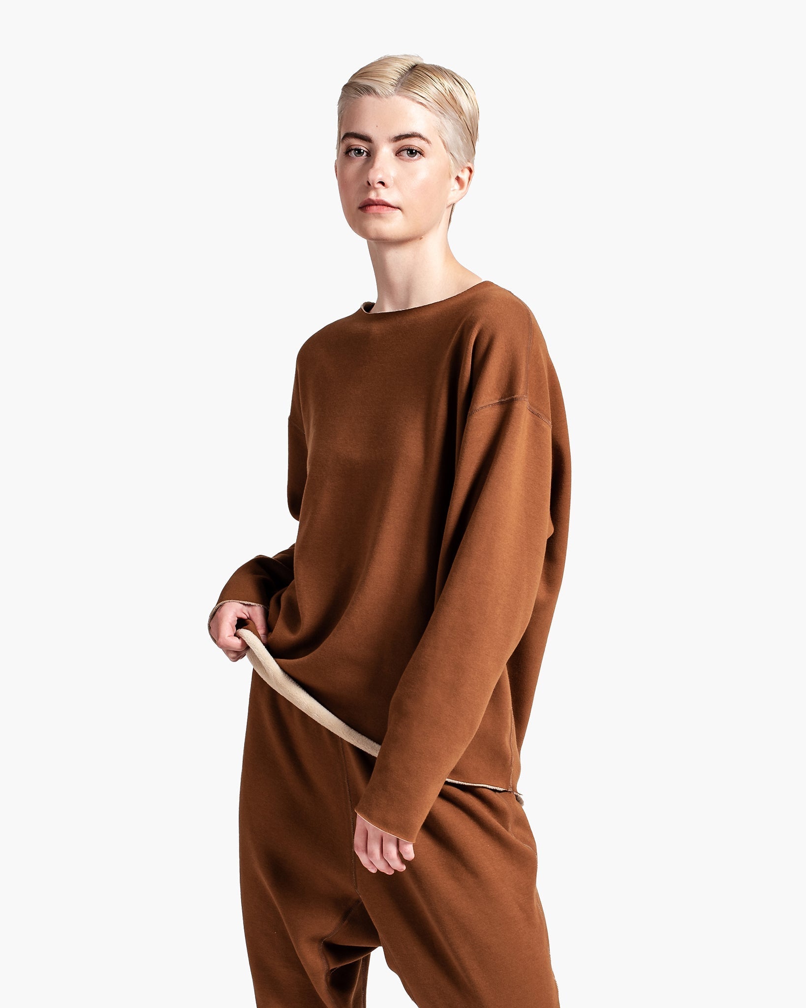 Sleek Top Almond