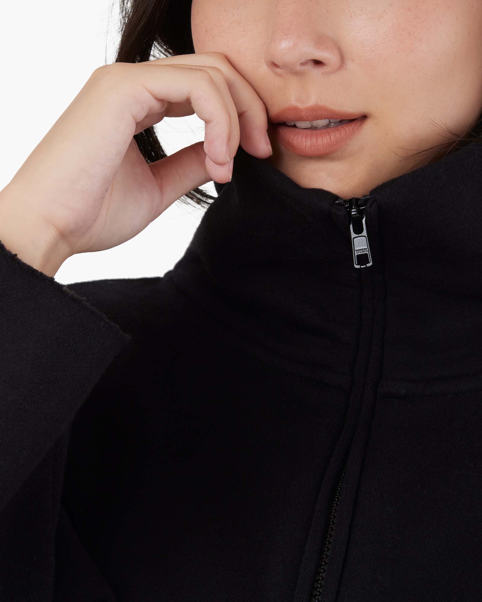Core Fleece Cropped Half Zip in Black, Sweatshirts